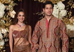 Kiara-Sidharth Light Up A Diwali Party