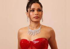 Freida Is All Set For A Scandal