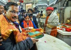 Should the Opposition make Kejriwal its leader?