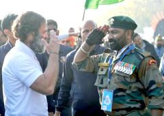 Commando Salutes Rahul!