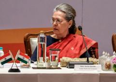 Sonia writes to PM, lists 9 issues for special session