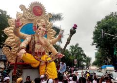 Mumbai's Favourite God Arrives