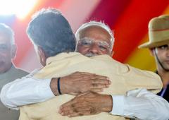 Modi Gives Naidu His Hug Treatment