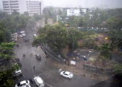 Rains, winds cause chaos in Mumbai; flights, trains hit