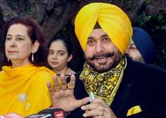 Can special diet cure cancer? Navjot Sidhu clarifies