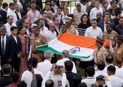 Ratan Tata's last rites performed with state honours