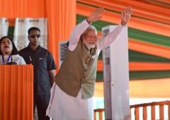 Modi Bows To Kashmir's Voters