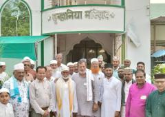 When Hindus Greeted Muslims On Eid