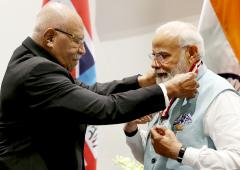 Never Before Has A PM Like Him Visited India!