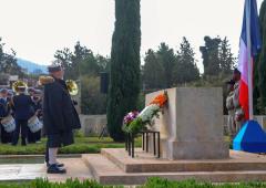 Modi pays tribute to fallen Indian soldiers in Paris