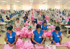 'Politicians Are Industrialists' Biggest Problem'