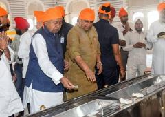 Nitish Kumar Prays For Victory