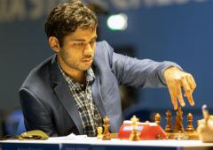 Chess: Erigaisi posts first win; Praggnanandhaa loses