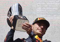 Another broken trophy in Red Bull's kitty!