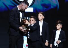 Messi dedicates his eighth Ballon d'Or to Maradona