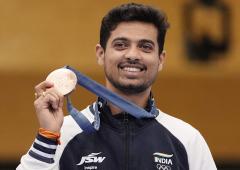 Olympic medalist's father disappointed with Maha Govt