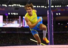 PIX: Duplantis breaks own pole vault World record