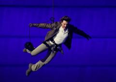 PIX: Tom Cruise in daring dive for LA Games handover