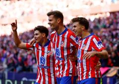 Soccer PIX: Atletico continue winning run