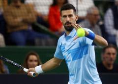 Djokovic and Sabalenka win, Kyrgios crashes out