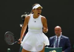 Wimbledon: American Pegula dumped out by Wang