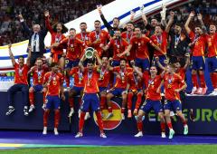 Spain's Euro glory built on selfless group mentality