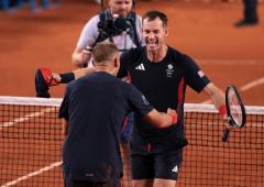 Olympics: Murray makes another great escape in Paris