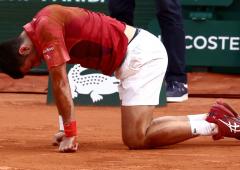 Djokovic says he may pull out of French Open quarters