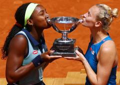 Gauff-Siniakova win French Open women's doubles title