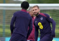 England's Shaw unlikely to play Euro C'ships opener