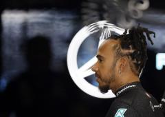 Mercedes calls police over Hamilton 'sabotage' email