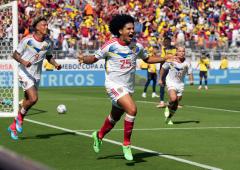 Copa America: Venezuela edge out 10-man Ecuador