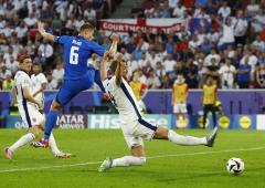 Euro PIX: England top group; Slovenia reach last 16