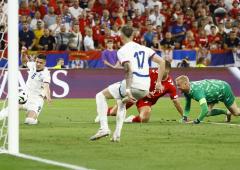 Euro: Denmark in knock-outs after draw with Serbia