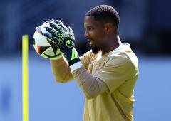 Euro: Frenchman Maignan emerges from Lloris's shadow