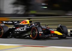 F1: Verstappen on pole for Bahrain season-opener