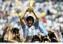 Maradona's Golden Ball trophy to be auctioned off