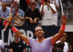 Nadal overcomes early setback to defeat Bergs in Rome