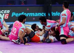 PKL: Pink Panthers edge Puneri Paltans in a thriller!