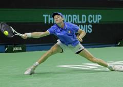 Sinner sends holders Italy into Davis Cup final