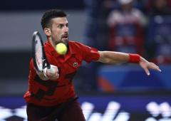 Shanghai Open: Djokovic wins, advances to semis