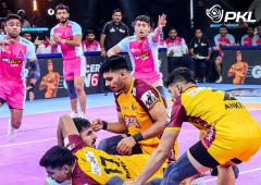 Pro Kabaddi: Jaipur Pink Panthers thrash Telugu Titans