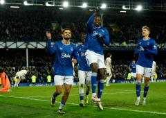 FA Cup: Everton see off Peterborough