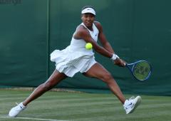 Wimbledon: Osaka overcomes spirited Gibson to advance