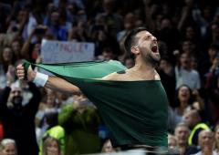 Djokovic wins 101st title, withdraws from ATP Finals 