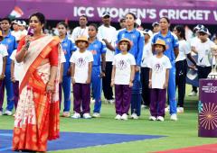 PIX: Shreya Ghosal leads moving Zubeen Garg tribute 