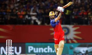 IPL: King Kohli continues to shatter records!