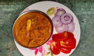 Recipe: Manisha's Two-State Mutton Curry