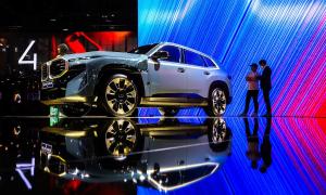 Luxury automakers hike prices up to 3% amid high costs