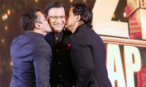 Khan troika dominates Aap Ki Adalat's 21st anniversary celebration